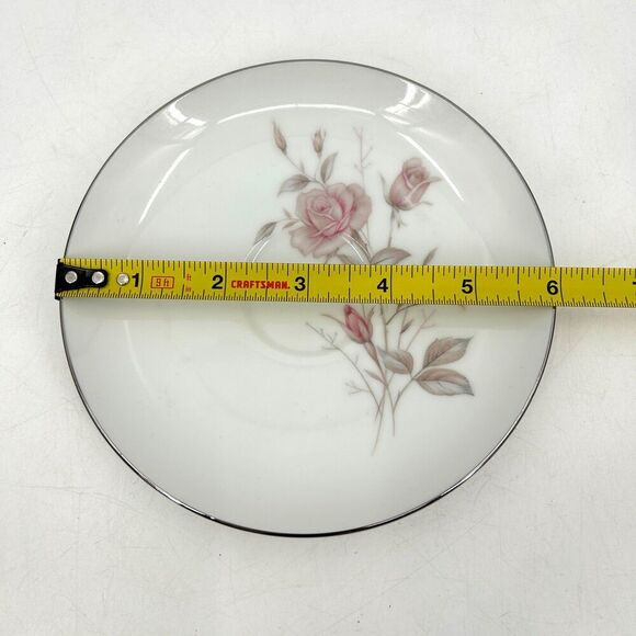 FINE CHINA JAPAN Vintage Laura Teacup Saucer Plate White Floral Platinum Trim - Picture 5 of 10